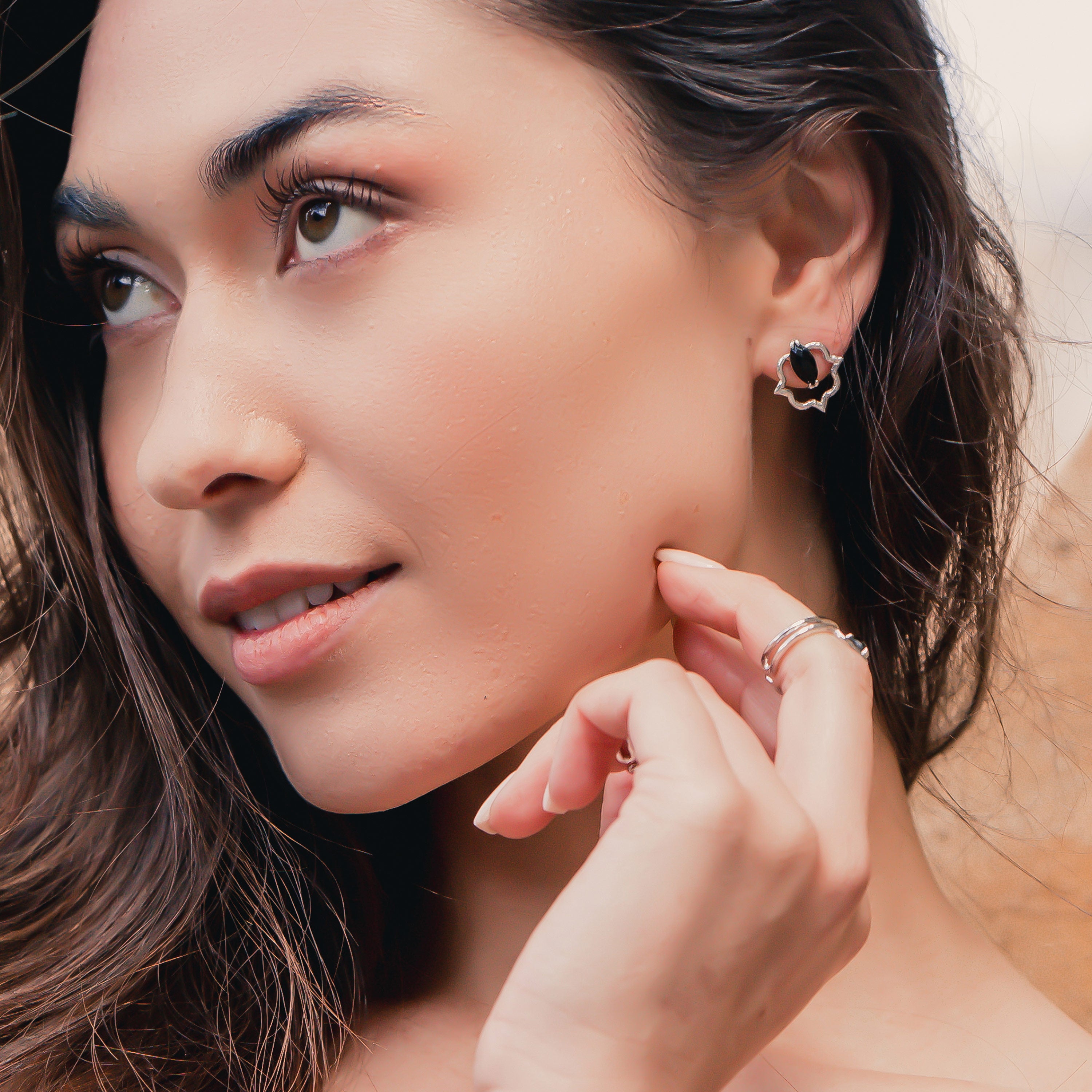 Indian Affair Collection Stud Earrings Obsidian Silver