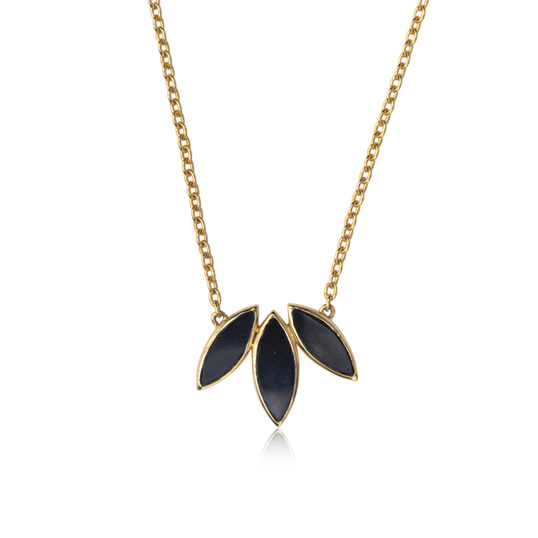 Floral Escape Necklace Black Agate Rose Gold